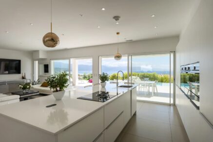 Exclusive – Villa –  – 4 Bedrooms – Panoramic Sea View – Swimming Pool – Walking Distance to the Beach