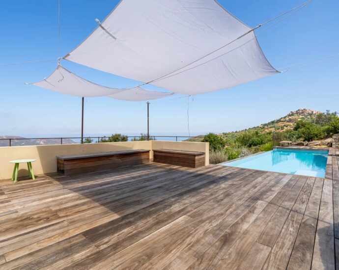 Sant’Antonino, villa type bergerie, 3 chambres, piscine, vue mer