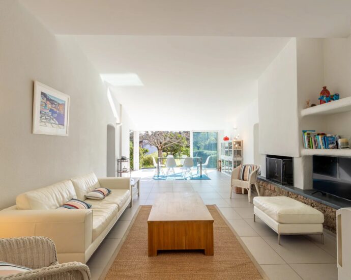 Pianelli, Porto-Vecchio, Villa de plain-pied, 4 chambres, piscine, vue montagnes, environnement préservé