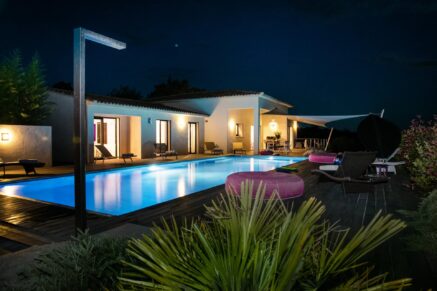 SOUTH CORSICA- MODERN VILLA –  5 BEDROOMS – POOL – SEA VIEW – NEAR FAUTEA BEACH