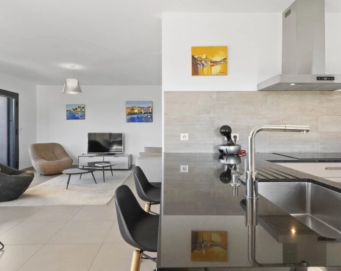 Exclusivité, Rive Sud Ajaccio, Porticcio, Penthouse, vue mer panoramique, 3 chambres, plages à pied