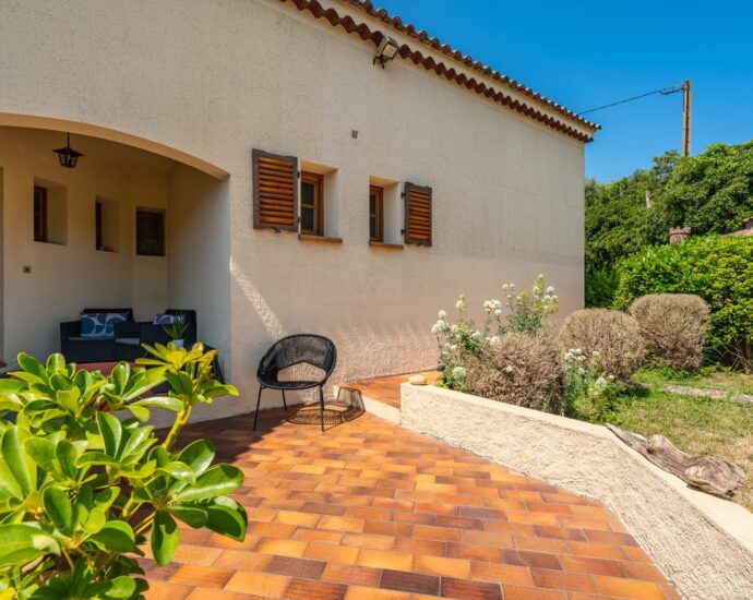 Saint Florent, 5 chambres, centre-ville