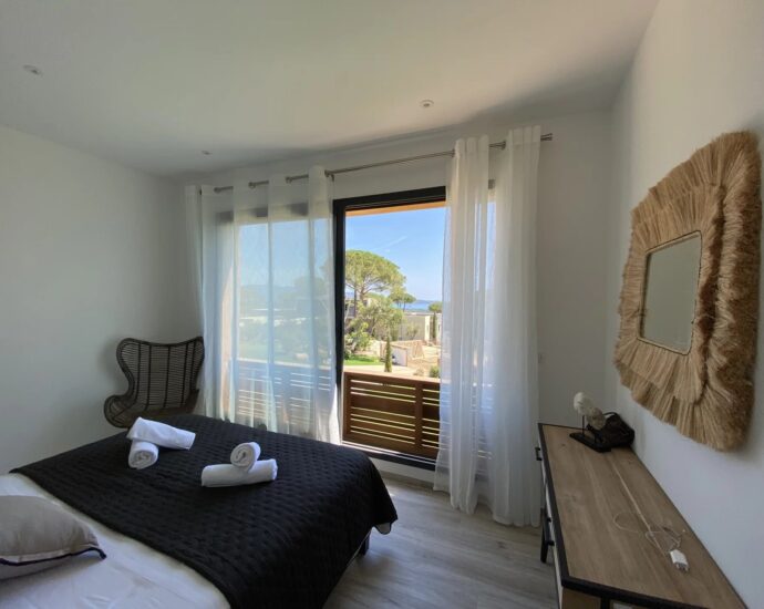 Vilatta –  VILLAS – 5 BEDROOM – SEA VIEW