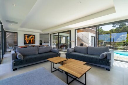 Vilatta –  VILLAS – 5 BEDROOM – SEA VIEW