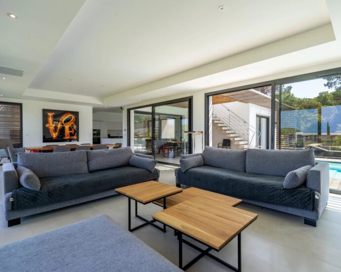 Vilatta –  VILLAS – 5 BEDROOM – SEA VIEW