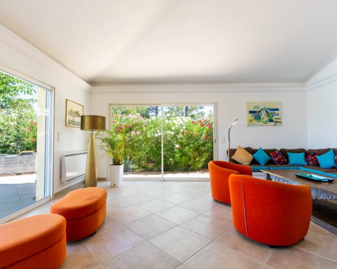 Favone, 4 chambres, piscine, pied dans l’eau