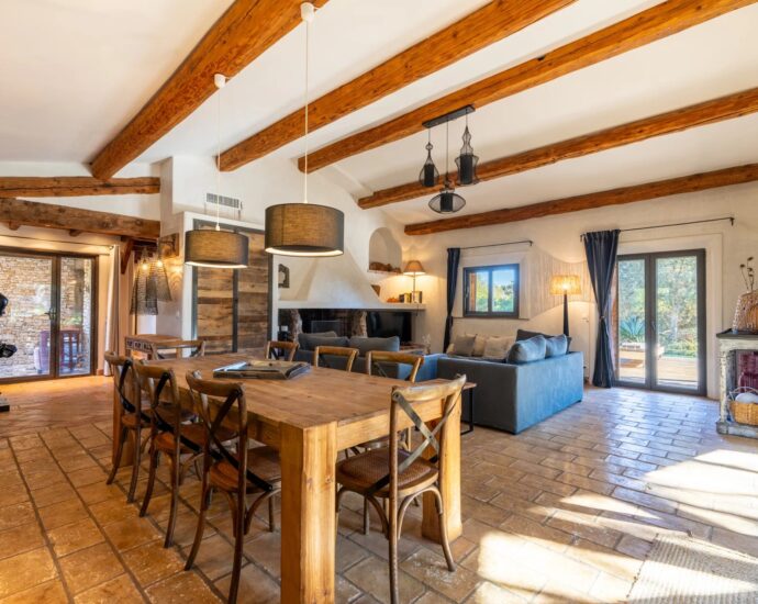 Exclusivity, Bonifacio, Villa, 4 bedrooms, swimming pool