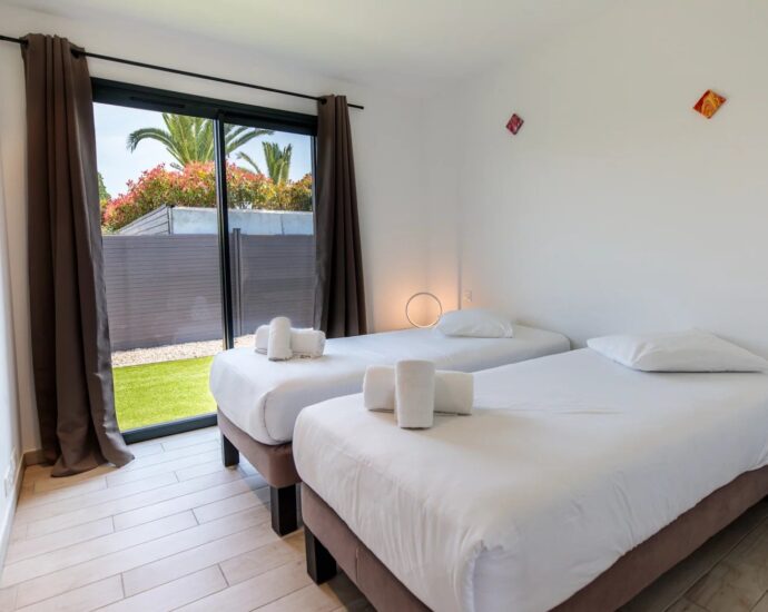Southern Corsica –   Villa with Private Pool near Cala Rossa Beach