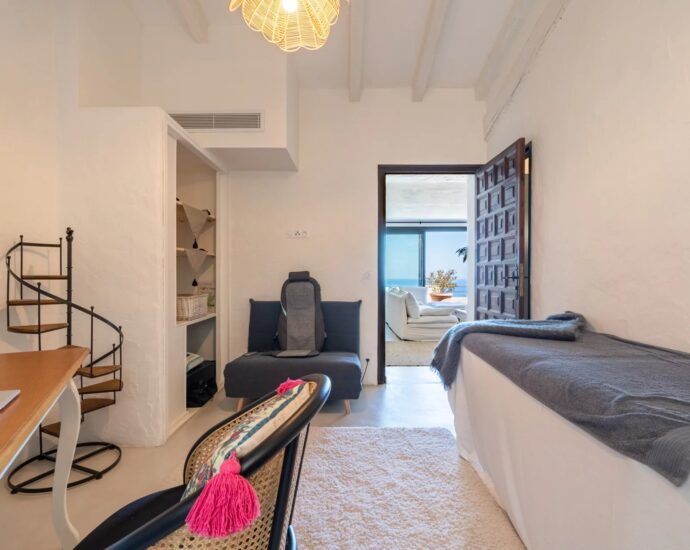 Monticello, villa, 5 bedrooms, swimming pool, panoramic sea view