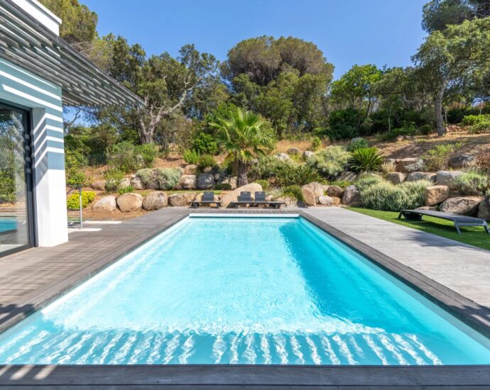 Capicciola –  Villa mitoyenne T6, sans vis à vis,  vue mer, proche plage