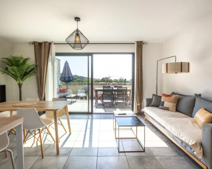 Porticcio, Appartement, 2 chambres, vue mer panoramique, proche plages
