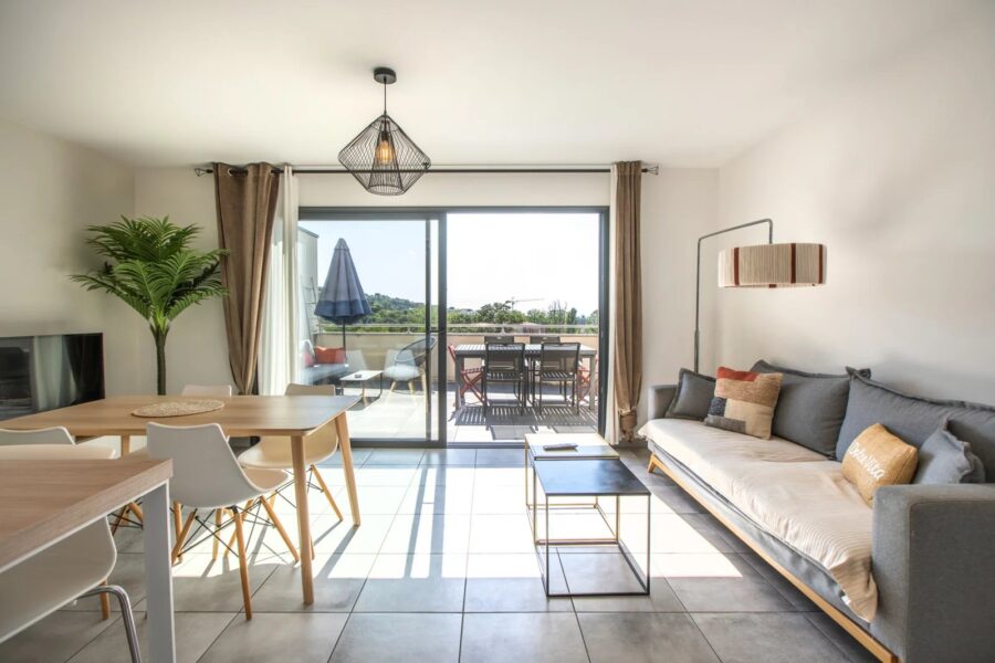 Porticcio, Appartement, 2 chambres, vue mer panoramique, proche plages