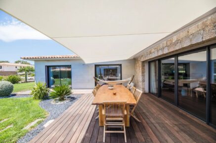 Porto-Vecchio, Saint-Cyprien, villa 4 chambres, piscine, plage à pied