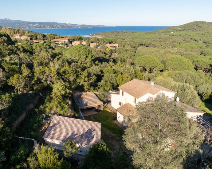 Exclusive – Palombaggia – Villa – 4 Bedrooms – Open View – Close to the Beach