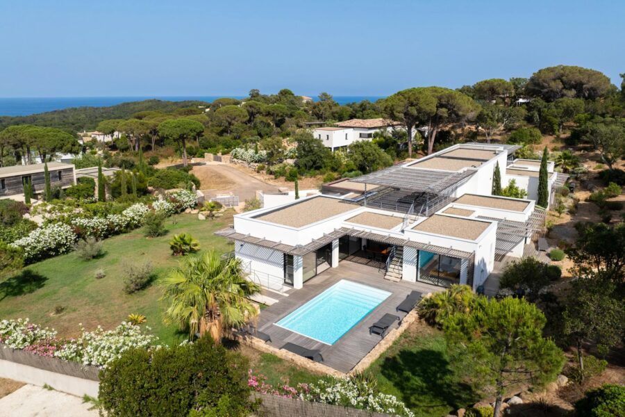 Vilatta –  VILLAS – 5 BEDROOM – SEA VIEW