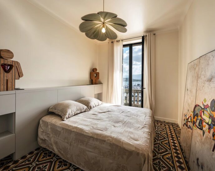 RVA38, Exclusivité, Centre-ville, Ajaccio, Appartement, 2 chambres, vue mer, plage à pieds