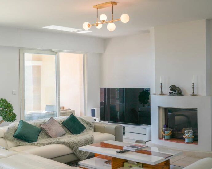 Ajaccio, Appartement en duplex, 3 chambres, terrasse, vue mer panoramique, proche plage