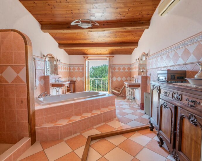 Bonifacio, Suartone, 3 chambres + 2 studios, vue mer