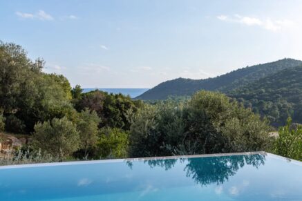 Fautea, Villa, 4 chambres, piscine, vue mer, vue montagne