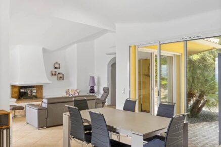 SAINT CYPRIEN between PINARELLO and sea view villa with pool, quiet, preserved in a residential area