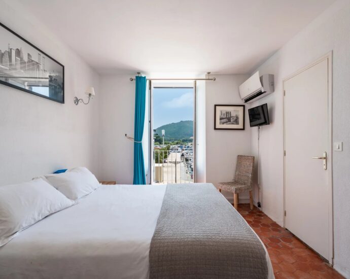 St Florent business premises