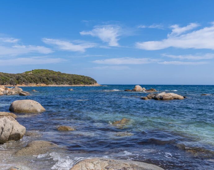 Exclusive, Capicciola, 5 bedrooms, sea view, close to the beach