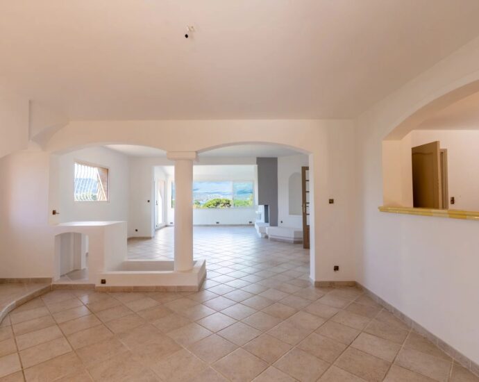 Porto-vecchio, Villa 4 chambres, piscine, vue mer, proche plage