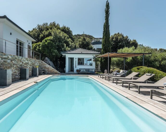 Exclusivité, Oletta, Vue Panoramique, Piscine chauffée, Proche plage