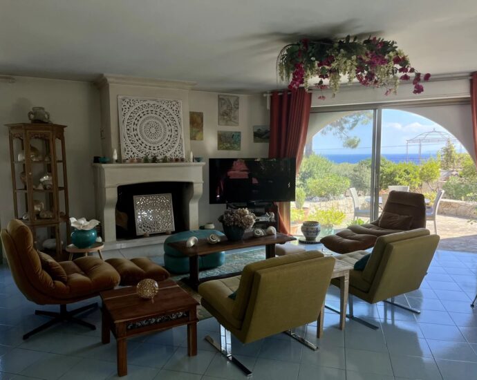 Exclusive, Monticello, villa, 3 bedrooms, sea view