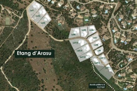 South Corsica – Plot of approximately 22,162.87 square feet with building permit – walking distance to the beach