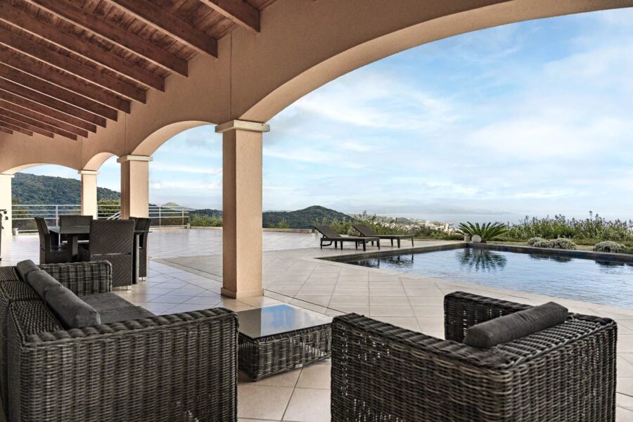 Exclusivité, Alata, Villa, 4 chambres, vue mer panoramique, piscine, jacuzzi