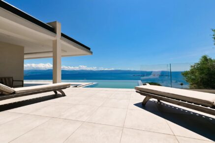 Ajaccio, Route des Sanguinaires, Contemporary Villa, Panoramic Sea View, 5 Bedrooms, Infinity Pool, Walking Distance to Beach