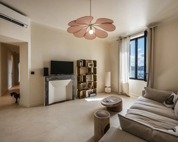 RVA38, Exclusivité, Centre-ville, Ajaccio, Appartement, 2 chambres, vue mer, plage à pieds