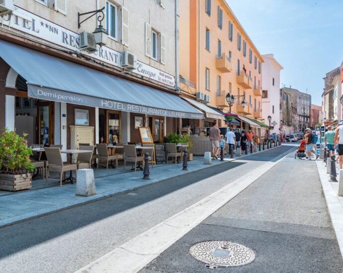 St Florent business premises