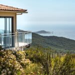 Porticcio, villa de plain-pied, 4 chambres, piscine, vue mer panoramique, proche des plages