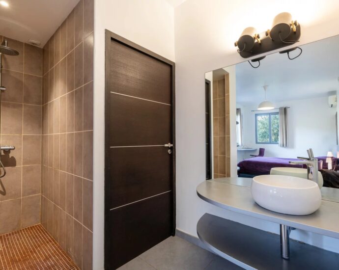 Fautea, Villa, 4 chambres, piscine, vue mer, vue montagne