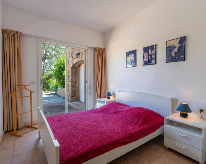Exclusive, Capicciola, 5 bedrooms, sea view, close to the beach