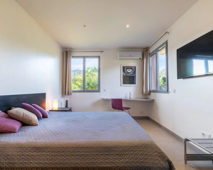 Fautea, Villa, 4 chambres, piscine, vue mer, vue montagne