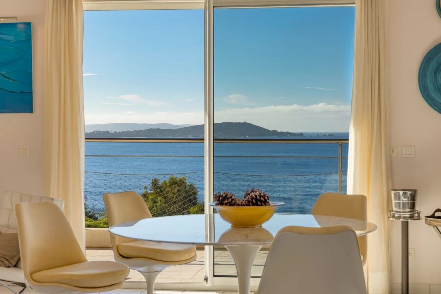 South Shore of Ajaccio, Exclusive Listing, Villa, 5 Bedrooms, Swimming Pool, Seafront, Walking Distance to the Beach