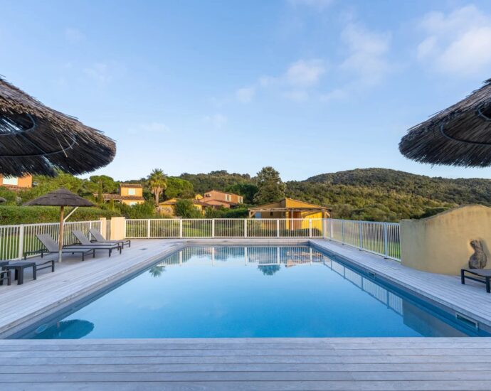 Porto-Vecchio, Villa de 2 chambres, vue  mer et maquis, proche plage