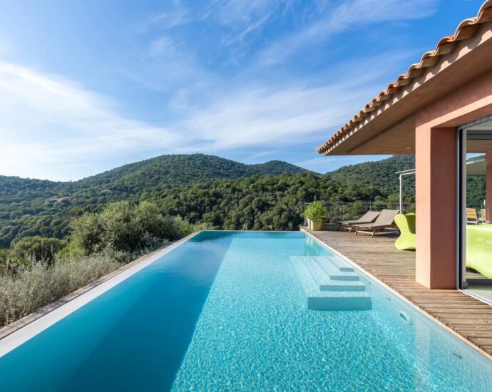 Fautea, Villa, 4 chambres, piscine, vue mer, vue montagne
