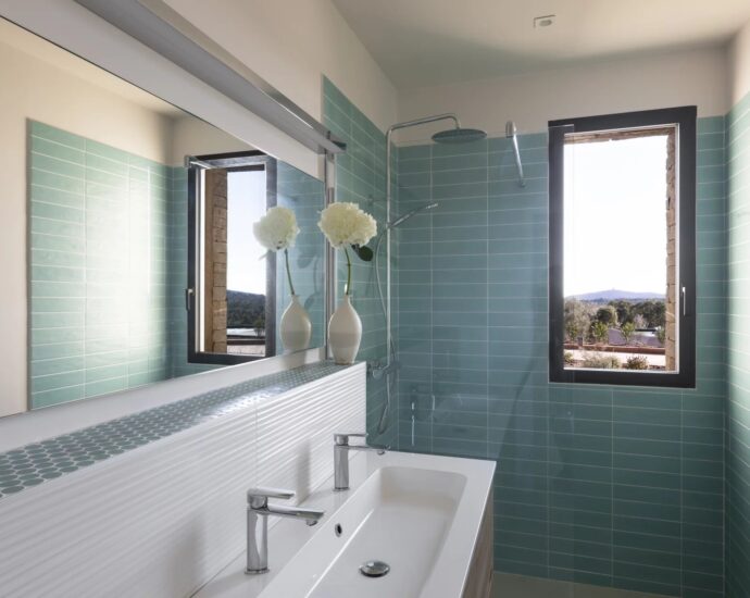 Pinarello, 5 Bedroom Villa, Infinity pool, sea View,  close to the beach