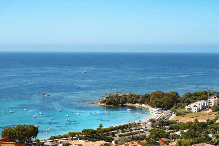 Ajaccio, Route des Sanguinaires, Appartement duplex, 4 chambres, vue panoramique mer, plage à pied