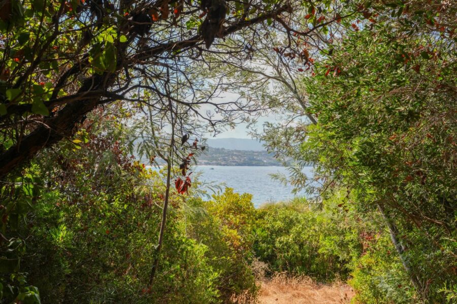 South Shore Ajaccio, Porticcio, Bastide-Style Villa, 6 bedrooms, Panoramic sea view, Walking distance to beaches