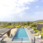 Exclusivité, Pianotolli-Caldarello, Villa d’architecte, 5 Chambres, Piscine à débordement, Vue mer, proche plage de Chevano