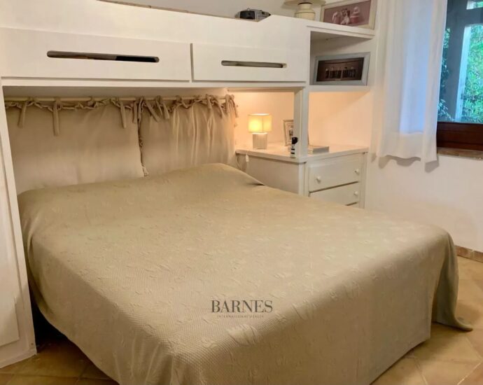 Duplex on garden level – Sleeps 5 – Panoramic sea view – Terra