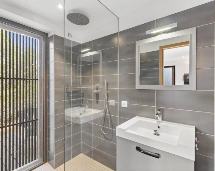 Exclusivité, Pianotolli-Caldarello, Villa d’architecte, 5 Chambres, Piscine à débordement, Vue mer, proche plage de Chevano