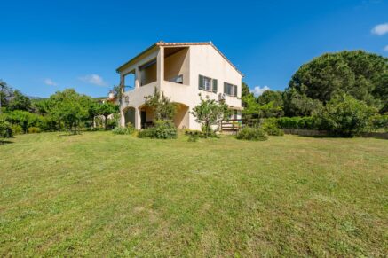 Saint Florent, Villa vue mer panoramique, 7 chambres, appartements indépendants, proche plage