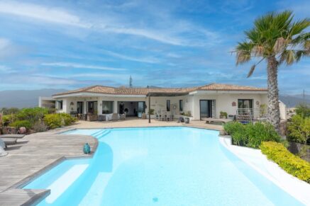 Porto-Vecchio, 6 Chambres, Piscine à débordement, Vue mer panoramique, Proche plage