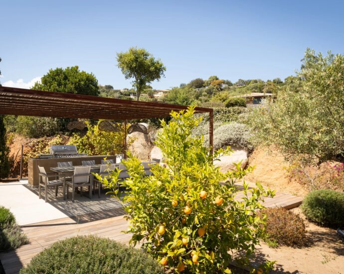 Pinarello, 5 Bedroom Villa, Infinity pool, sea View,  close to the beach